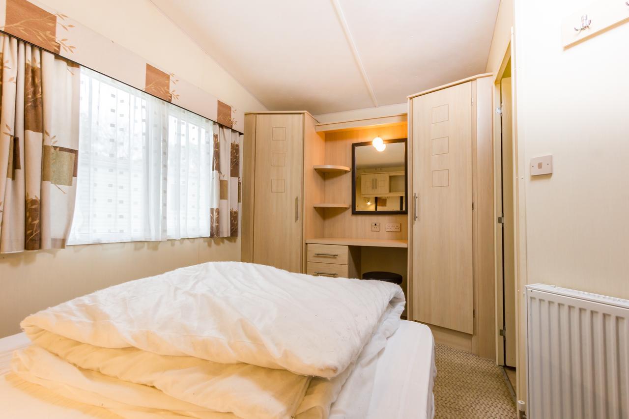 Orchards Holiday Park Cowes  Room photo